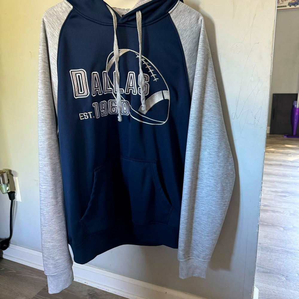 Dallas cowboys football sweatshirt oversized women’s or men’s